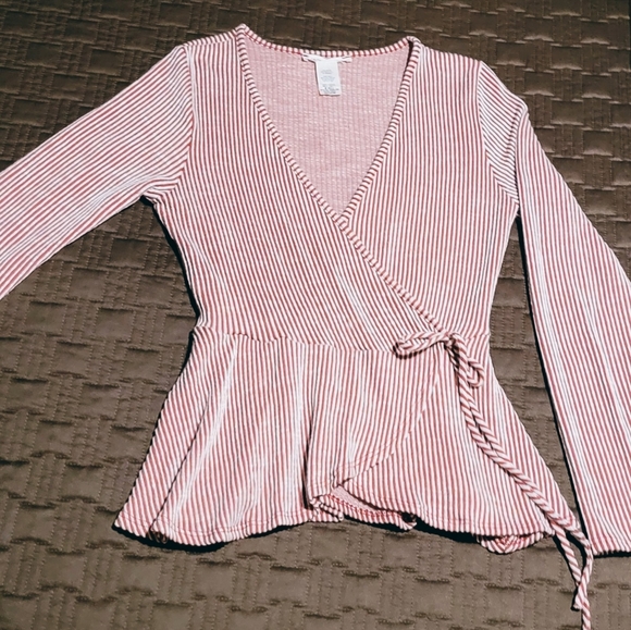 2 Cute Faux Wrap Tops S/M - Picture 6 of 12